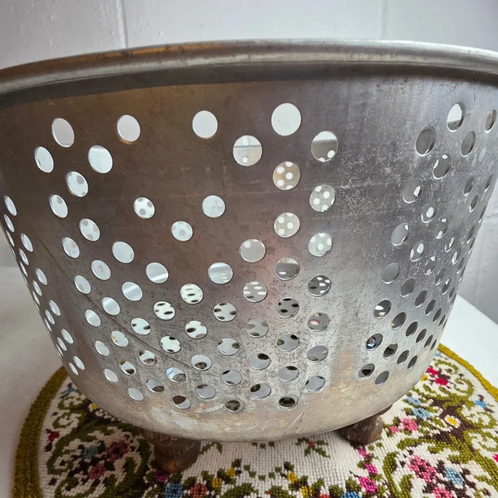 N/A vintage aluminum